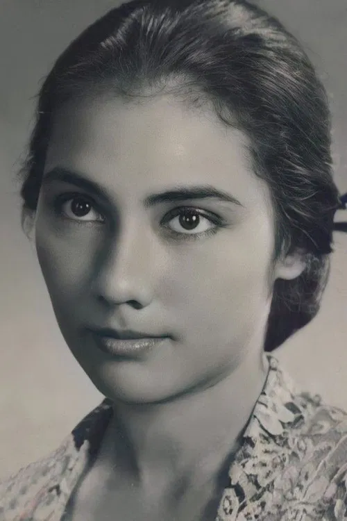 Indriati Iskak profile