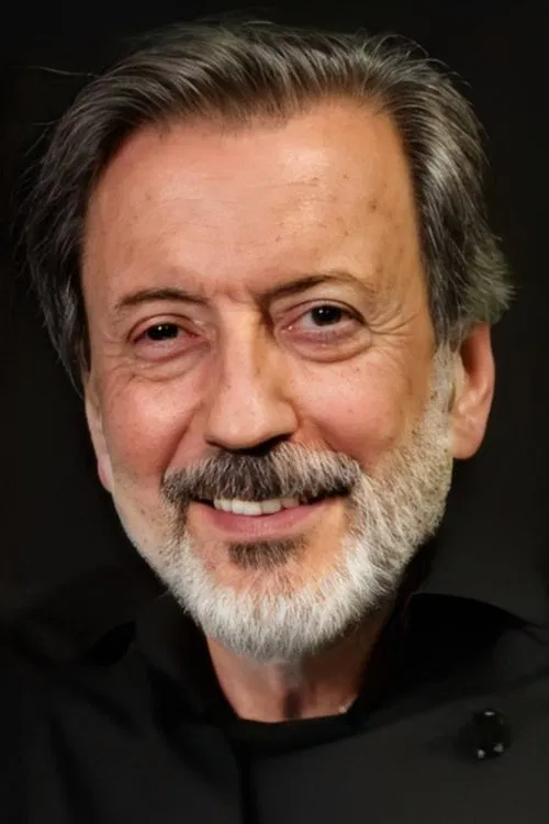 İsmet Üstekin profile