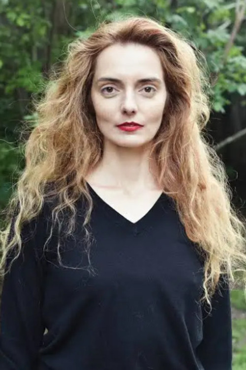 Olivia Csiky Trnka profile