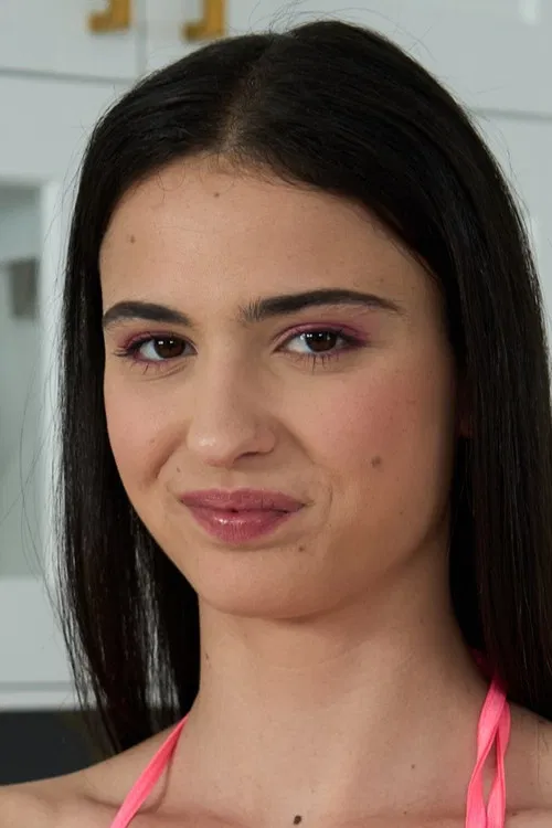 Charlotte Lapiedra profile