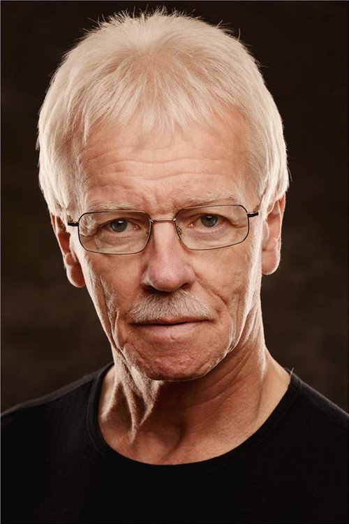 Patrick Carney Junior profile