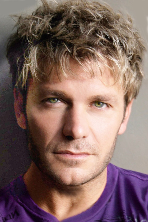 Vic Mignogna profile