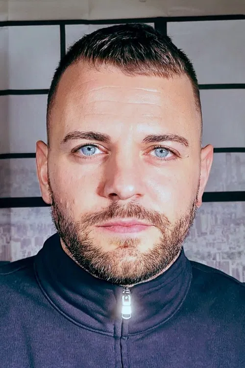 Lewis Saunderson profile