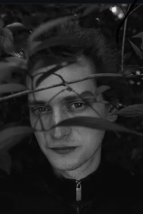 Borisz Rözge profile