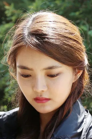 Jeong Yoo-jin profile