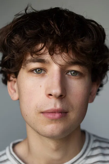 Cassius Hackforth profile