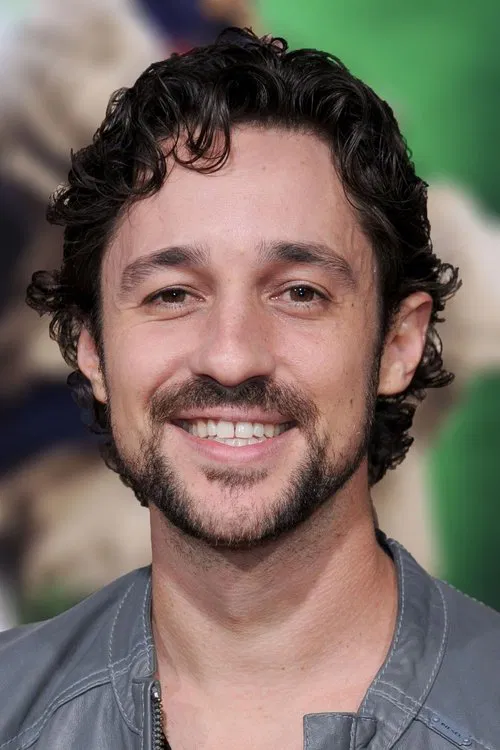 Thomas Ian Nicholas profile