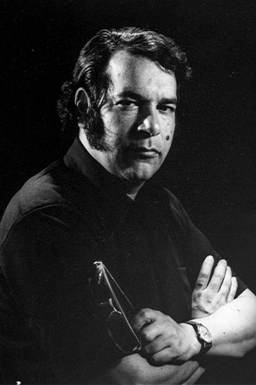 Carlos Freer profile