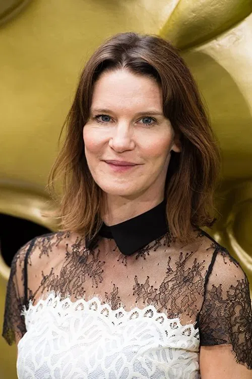 Susie Dent profile