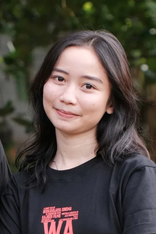 Indah Mutiara profile