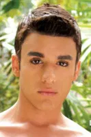 Derek Rivero profile