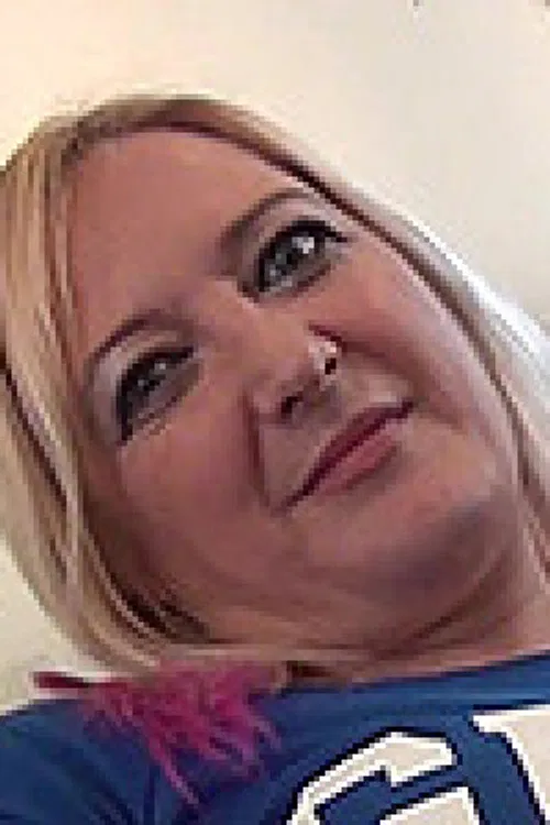 Mona Summers profile