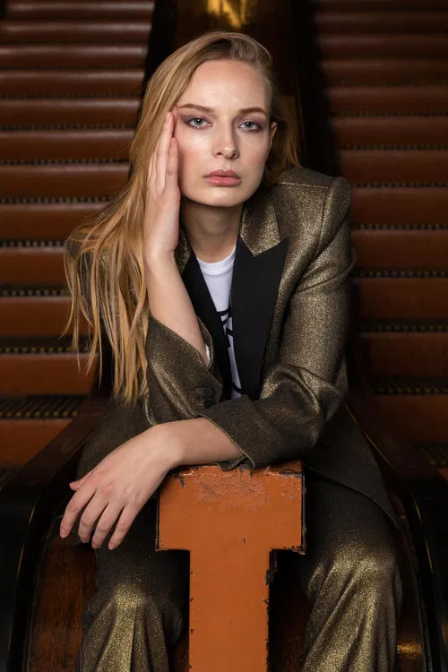 Lauren De Bie profile