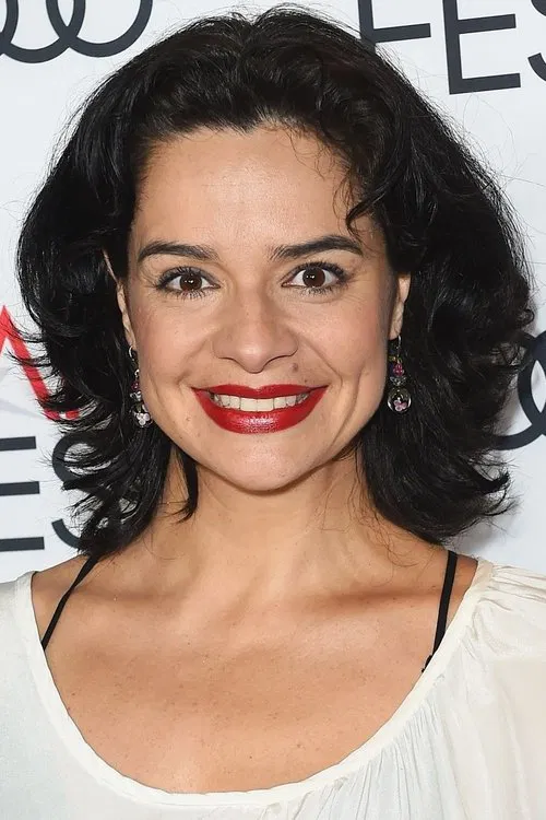 Raquel Karro profile