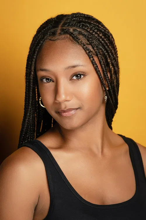 Sarah Grace Elliott profile