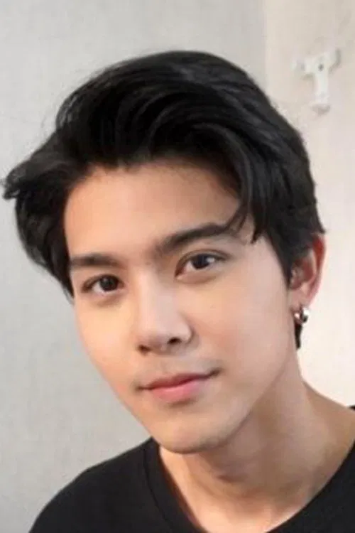 Akaravin Nanthipat profile