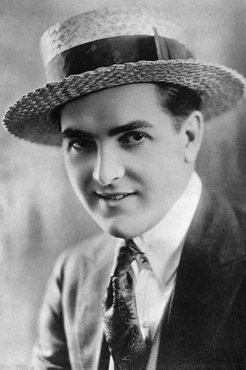 Earle Rodney profile