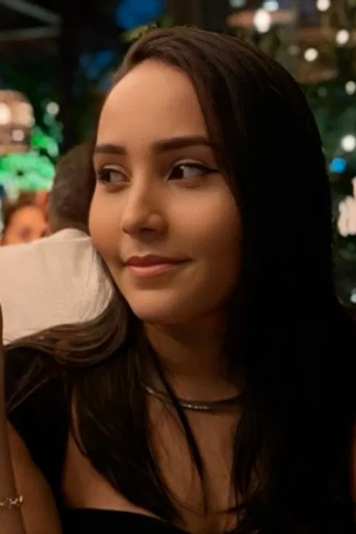 Kelly Freire Moreira profile