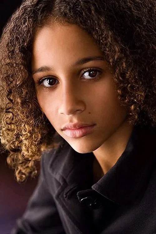 Alexis Llewellyn profile