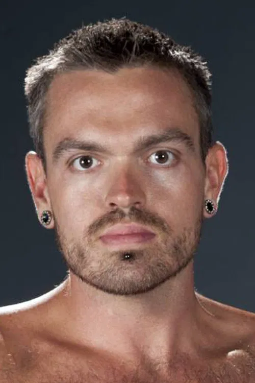 Lance Navarro profile