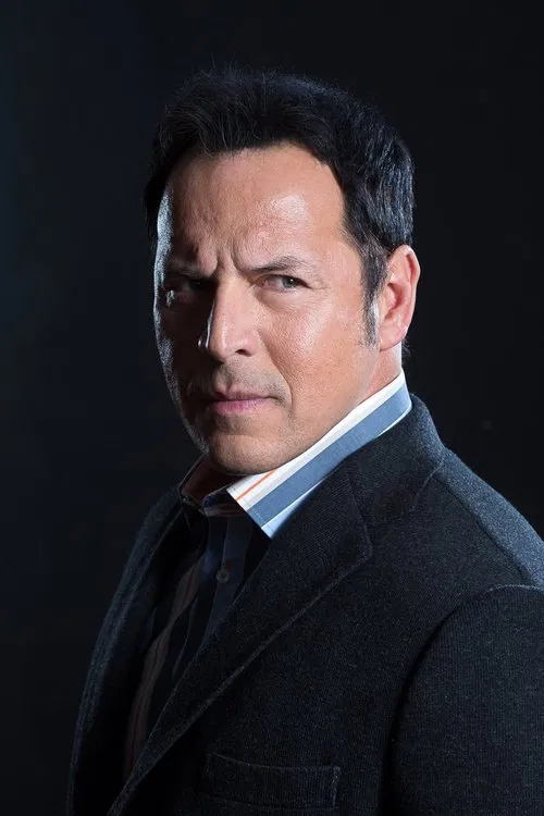 Hector Echavarria profile