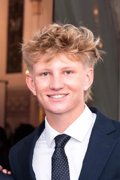 Charlie Holt profile