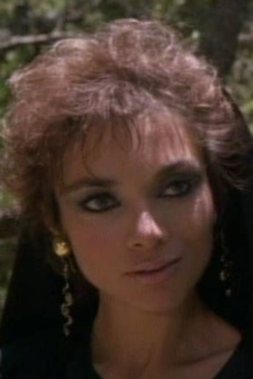 Lamya Derval profile