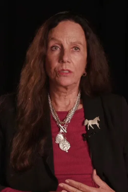 Carolyn Carradine profile