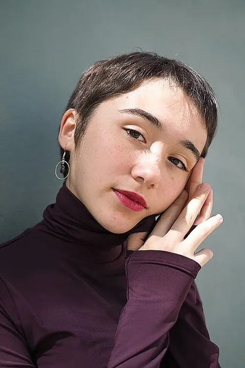 Zoe Stein profile