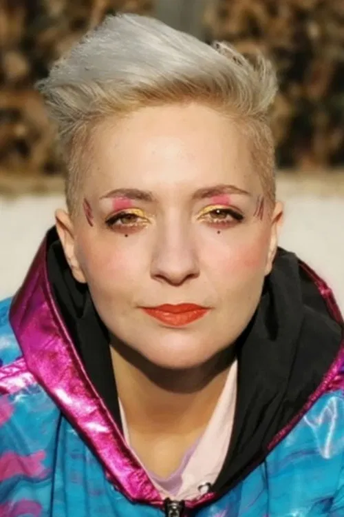 Gülin Kılıçay profile