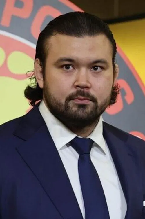 Aaron Phillip Wolf profile