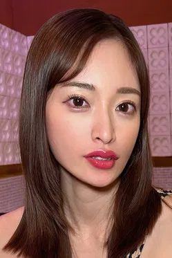 Uni Shiokawa profile