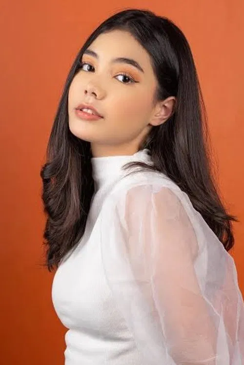 Lea Ciarachel profile