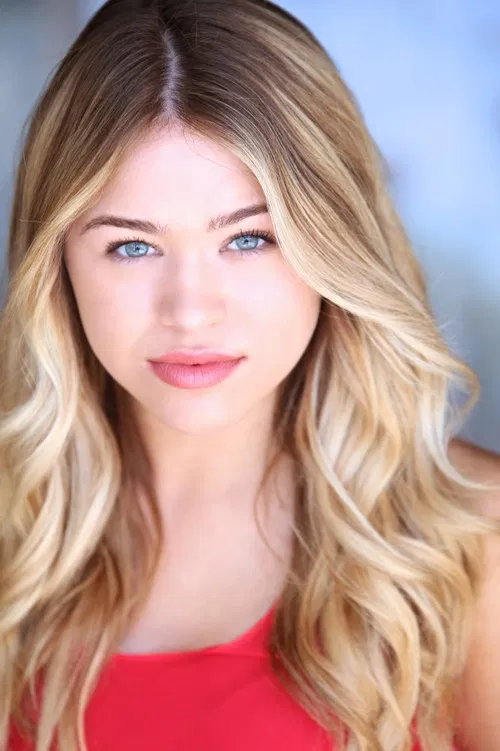 Heather Hopkins profile