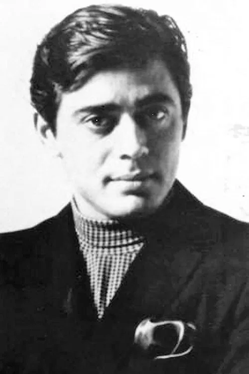 Victor Mohica profile