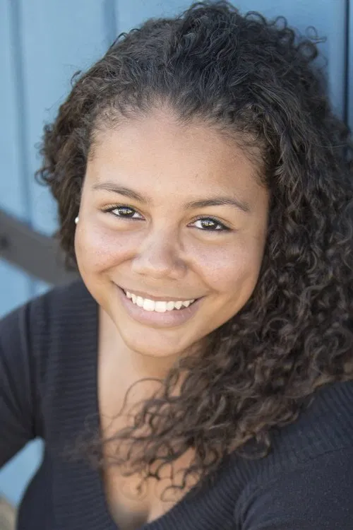 Micha Cromwell profile