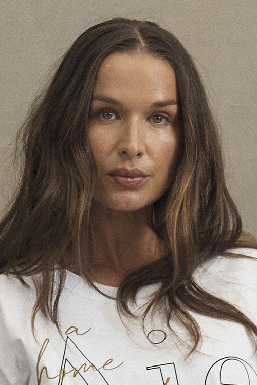 Tahyna MacManus profile