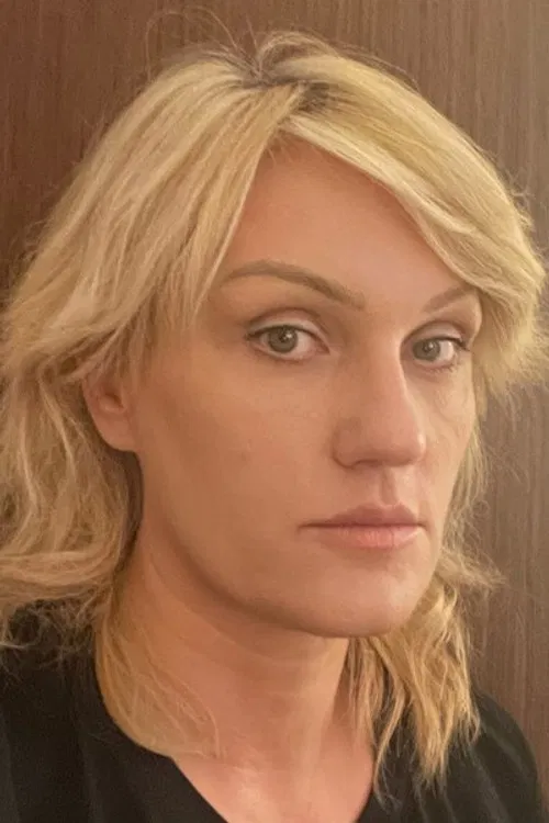 Cinzia Bomoll profile