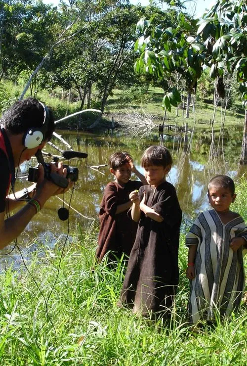 A Gente Luta Mas Come Fruta poster