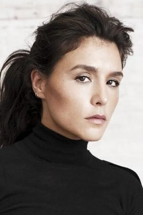 Jessie Ware profile