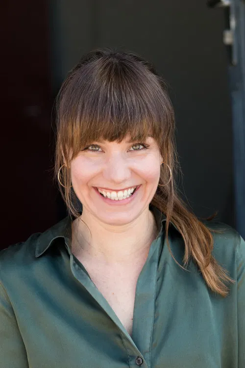 Isabell Stern profile