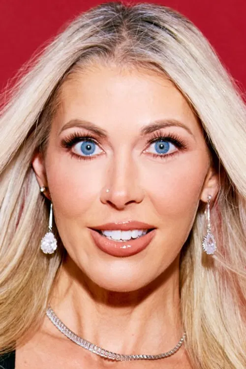 Holly Hotwife profile