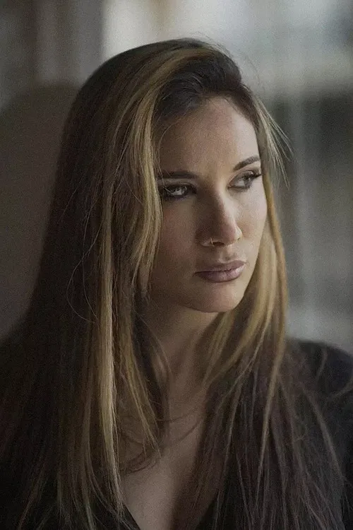 Evi Kalogiropoulou profile