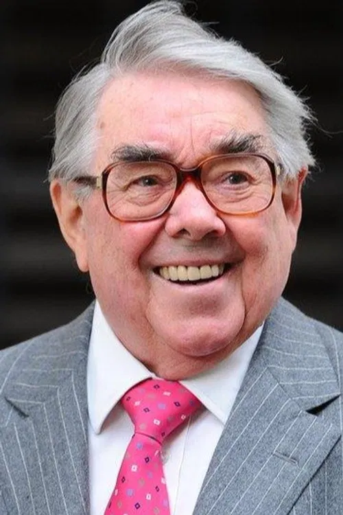 Ronnie Corbett profile