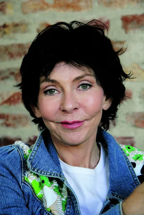 Dolores Schmidinger profile