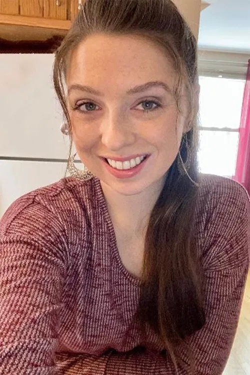 Maeve Fields profile