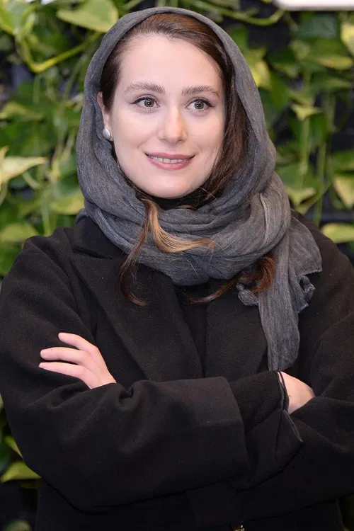 Golnoosh Ghahremani profile