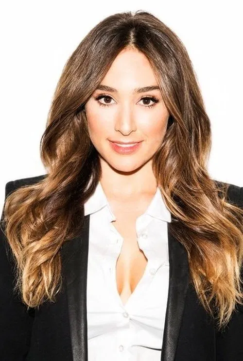 Danielle Robay profile