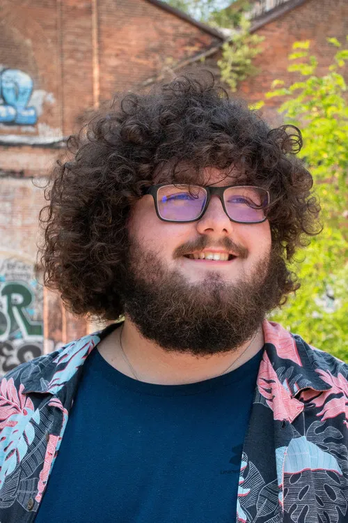 Andrew Delly profile