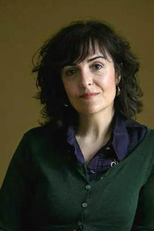 Elvira Lindo profile